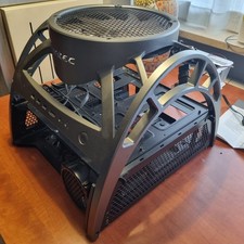 Open case ATX PC Antec