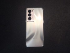 MOCKUP OPPO RENO12 5G SILVERY