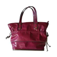 Coccinelle – Borsa a spalla in vernice viola e grigio