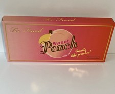 Too Faced Sweet Peach Palette Ombretti Collezione 18 Ombretti Profumati Pesca