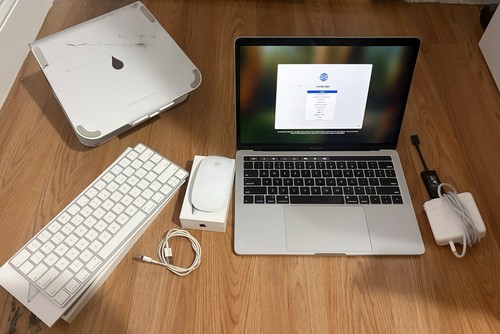 Apple macbook pro i7 2018 - macbook,