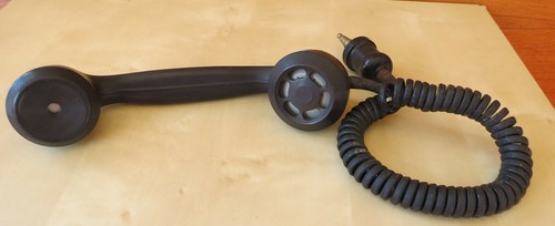 Vecchia cornetta telefonica - vecchia, in