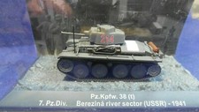 DIE CAST SCALA 1:72 PZ.KPFW.38(T)  + fascicolo PANZER DEA