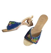 Vintage Hand Carved Wood Heels Beaded Sandals Wedge Womens Size 8