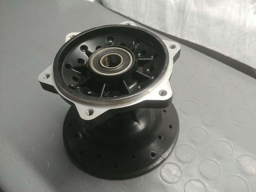 Mozzo ruota anteriore completo
