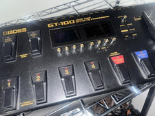 BOSS GT-100 Pedale per