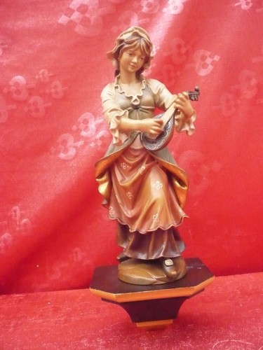 Bella statua legno ragazza - di,