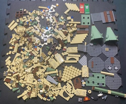 Lego hogwarts castle - castle, 4842