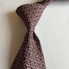 Tuta Gucci GG usata in modo