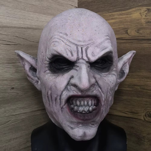 Nosferatu vampire latex - 🧛,