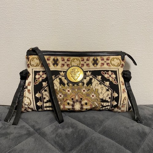 Gucci hysteria tappeto - gucci,