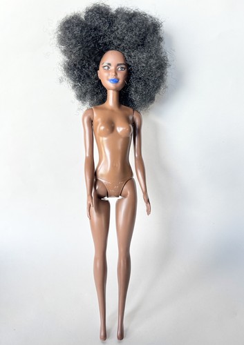 Barbie bambola afroamericana