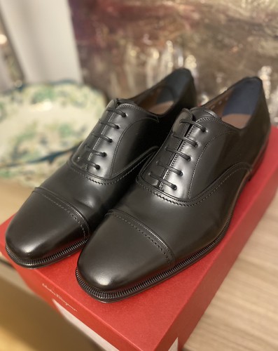 Nuove scarpe eleganti - nuove,