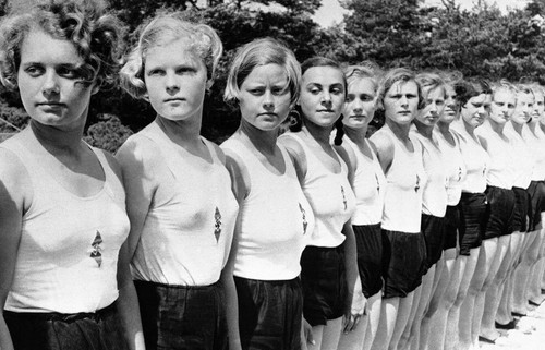 Ww2 jeunes filles allemandes - ww2,