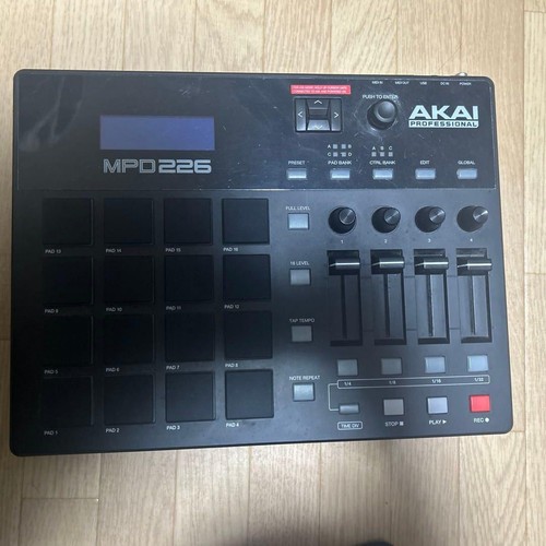 Akai mpd226 midi pad - akai,
