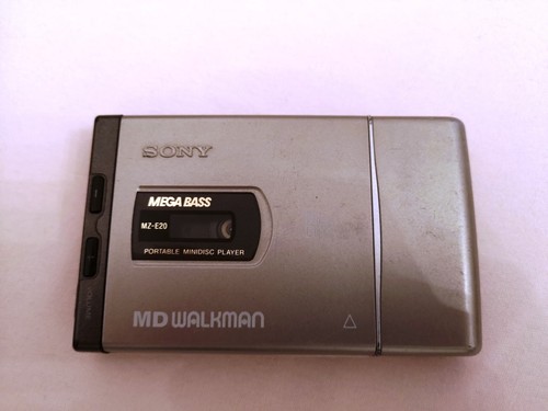 Sony e20 mega - sony, mz