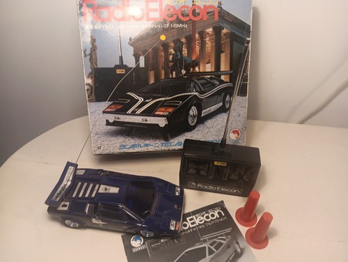 Radio elettrica giapponese