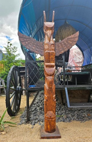 Totem pole wood - pole,