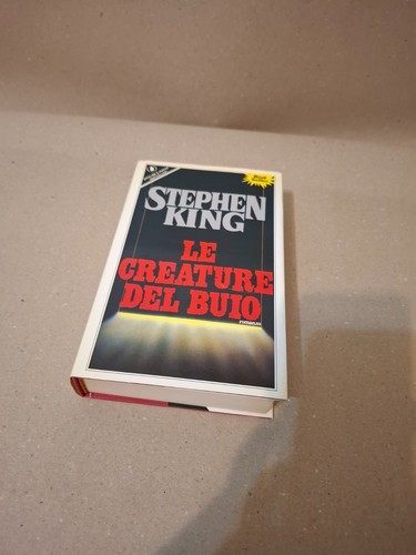 Stephen king creature nel - nel, buio
