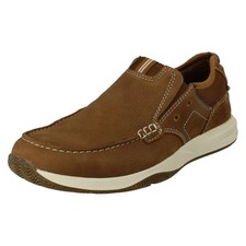 Uomo Clarks Largo Fit Pelle