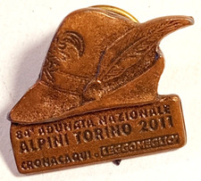 ALPINI-84°ADUNATA NAZIONALE TORINO 2011-DISTINTIVO-CRONACAQUI-PINS-VINTAGE-USATO
