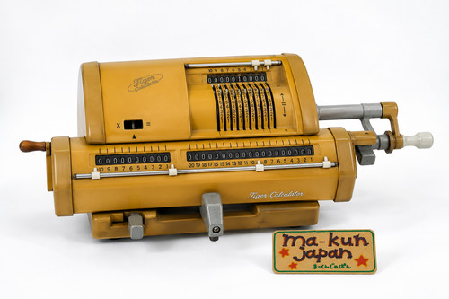 Calcolatrice meccanica manuale