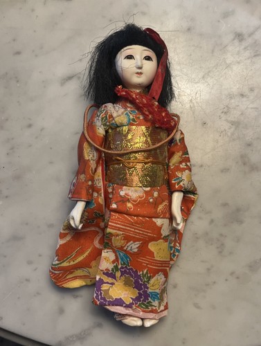 Bambola geisha giapponese