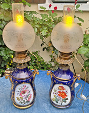 Belle paire de lampes à huile