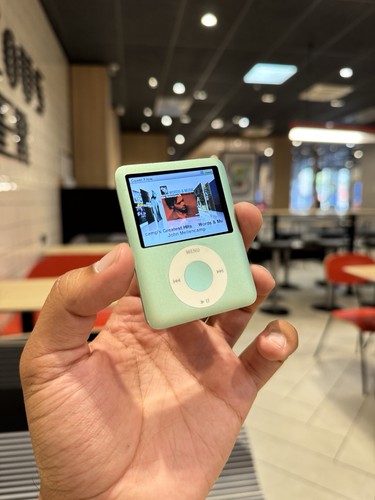 Apple ipod nano 3rd generation - nano,