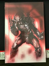 FUMETTO PANINI COMICS PREDATOR