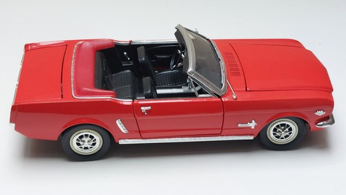 Solido ford mustang 1 2 - 1:18,