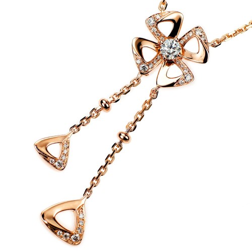 Collana con ciondolo - , in