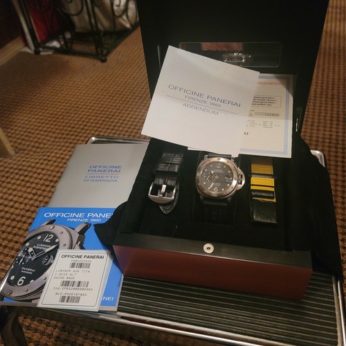 Panerai submersible pam - submersible,