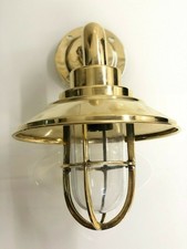 Antica lampada da parete in
