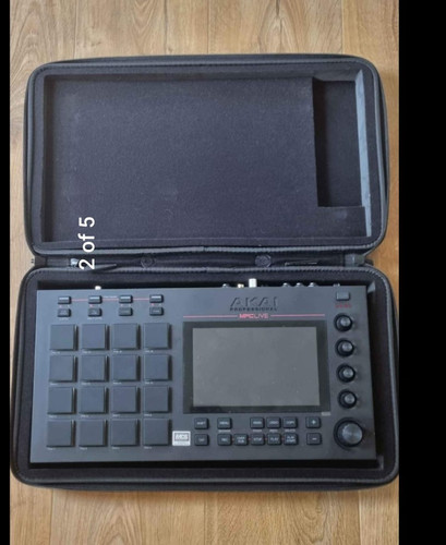 Akai professional mpc - mpc, live