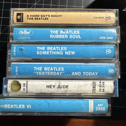 Beatles cassette lot hey - beatles,