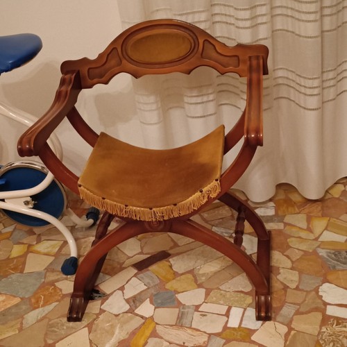 Sedia legno scuro marrone - in,