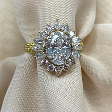 Sunburst 2.84Ctw Taglio Ovale