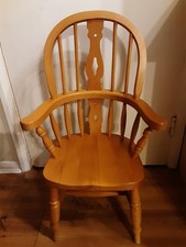 Sedia in legno con schienale