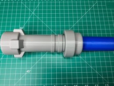 Enorme spada laser estensibile