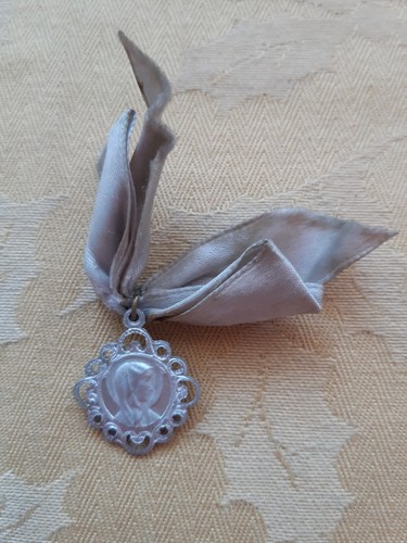 French holy charm aluminium - charm,