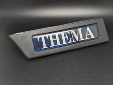 LANCIA THEMA LATO SX LOGO SIGLA EMBLEMA FREGIO STEMMA SCRITTA TARGHETTA BADGE