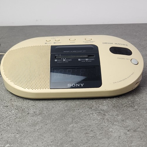 Sony dream machine icf - machine, icf-c730l