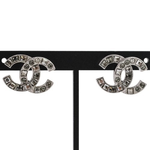 F17v chanel coco mark pierce - chanel,