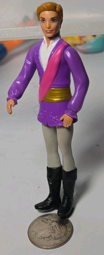 Barbie nelle scarpe rosa 2012