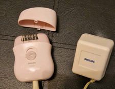 Philips Satinelle Essential Epilatore per Gambe rosa usato funzionante Cavo260cm