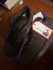 Nike SB Dunk Low Pro KRAMPUS |