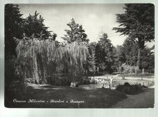 CUSANO MILANINO GIARDINI E FONTANA VECCHIA CARTOLINA SI VEDE BAMBINO CON BICI 