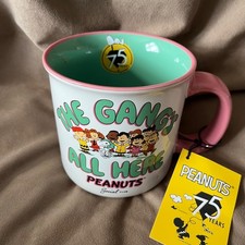 Tazza Mug Ufficiale Snoopy Peanuts 75 Peanuts The Gangs All Here Social Club Nuova