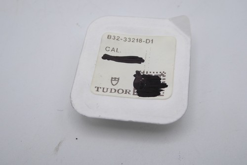 Rivetto maglie tudor - black, bay